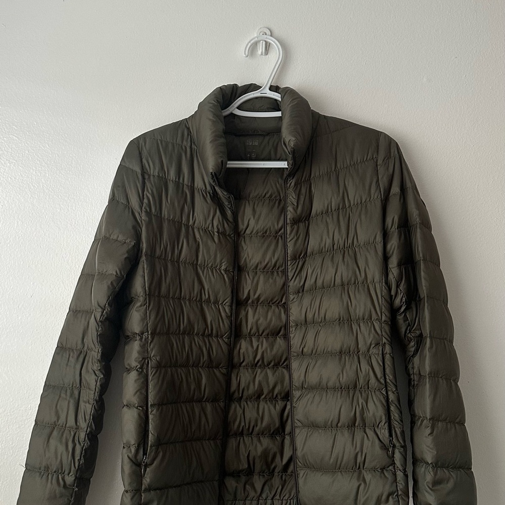 UNIQLO Women’s Dark Olive Puffer Jacket S